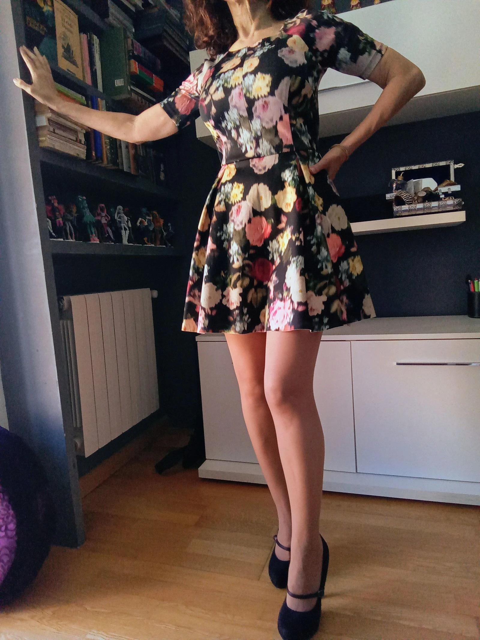 Korte jurk met bloemenprint – photo 10